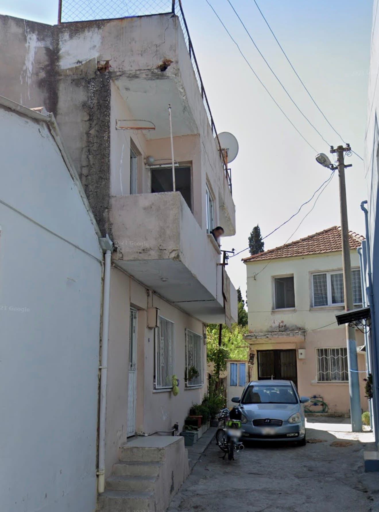 100 Yıllık Binaya Airbnb Dairesi Renovasyonu — Önce